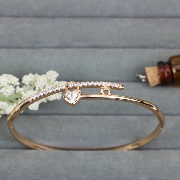 Elegant Heart Charm Rose Gold Bangle with Crystal Accents, XPBL0498 - Picture 10 of 12